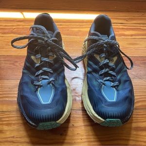 Hoka Speedgoat 4 Size 9